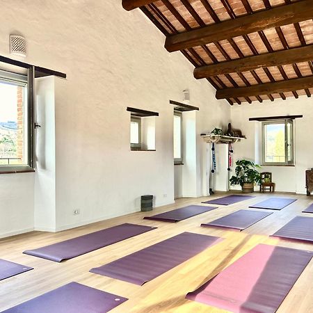La Fattoria Del Rio Di Sopra - Agriturismo Baldeschi Туоро сул Тразимено Екстериор снимка